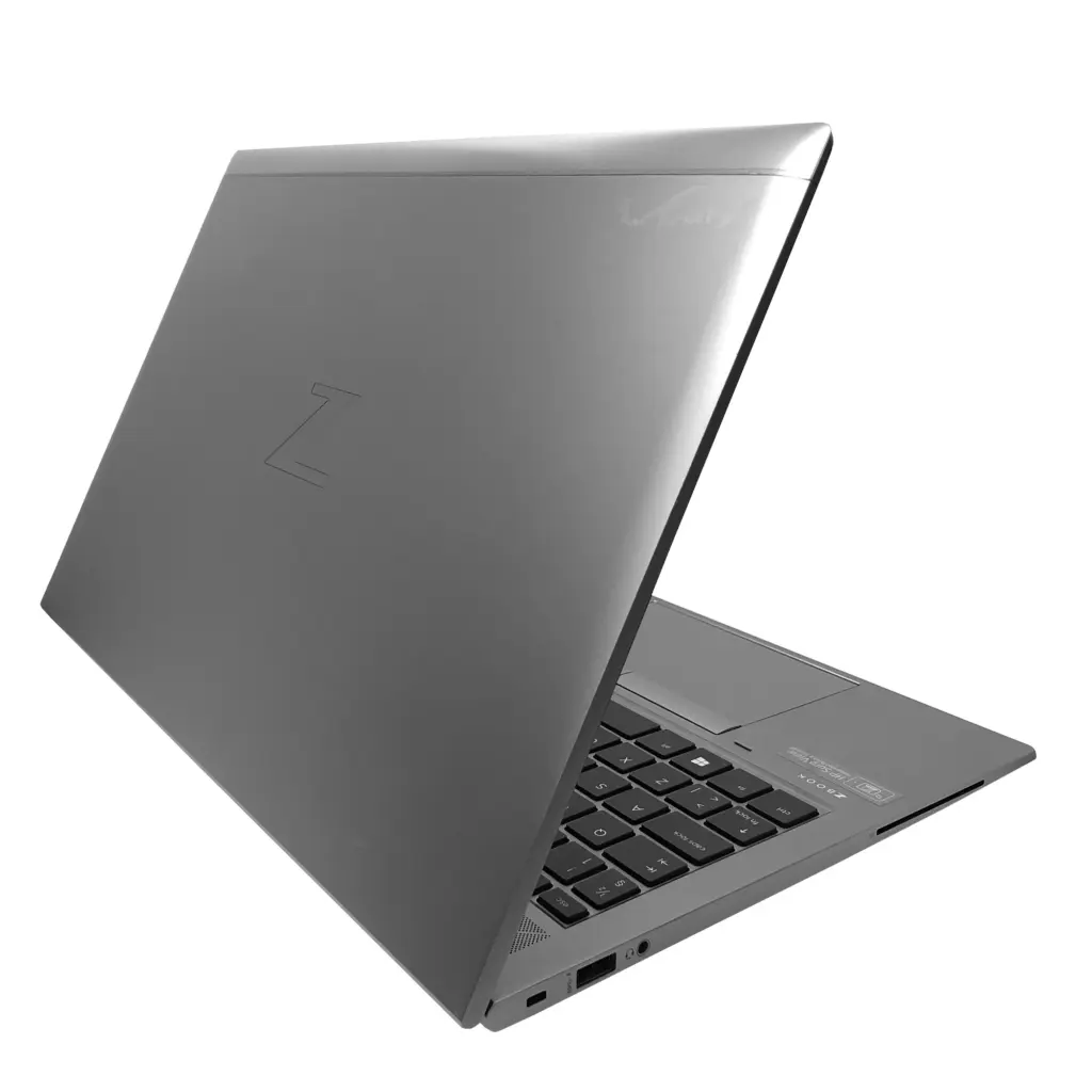 HP ZBook Firefly 15 G7 vasen kylki, jossa näkyvät nopeat perinteiset USB 3.2 -portit.